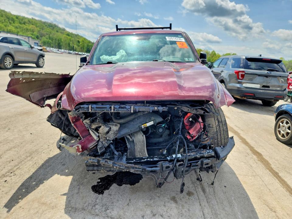 52614236 :رقم المزاد ، 1C6RR7FTXKS608193 vin ، 2019 Ram 1500 Classic مزاد بيع