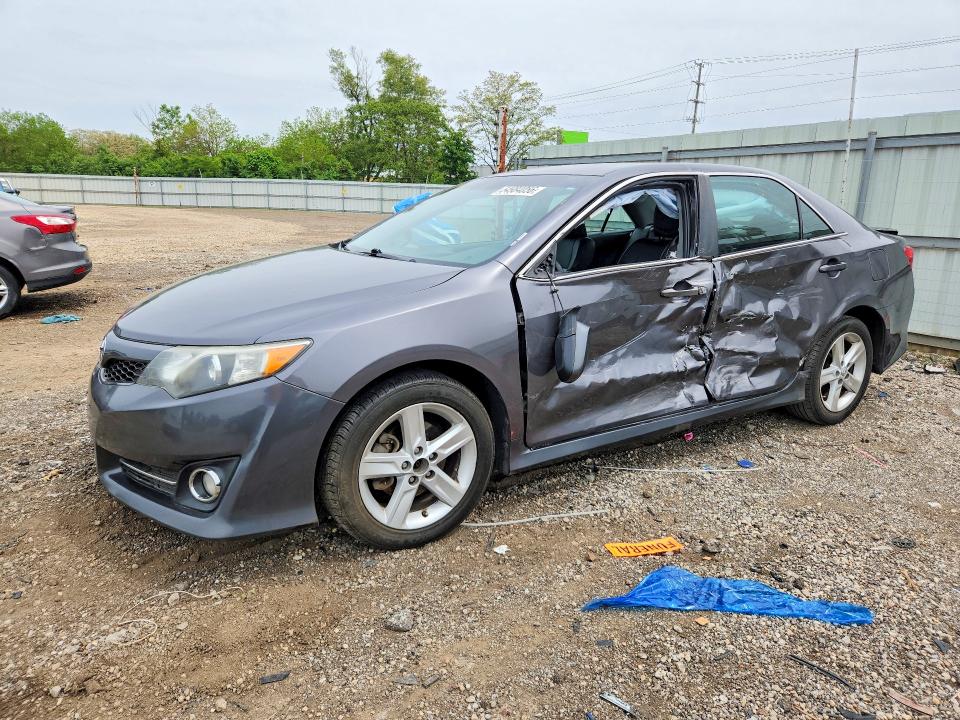 2014 Toyota Camry მანქანა იყიდება აუქციონზე, vin: 4T1BF1FK7EU738380, აუქციონის ნომერი: 54984056