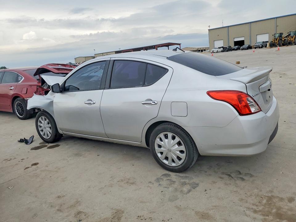 54142306 :رقم المزاد ، 3N1CN7AP7JK397514 vin ، 2018 Nissan Versa مزاد بيع