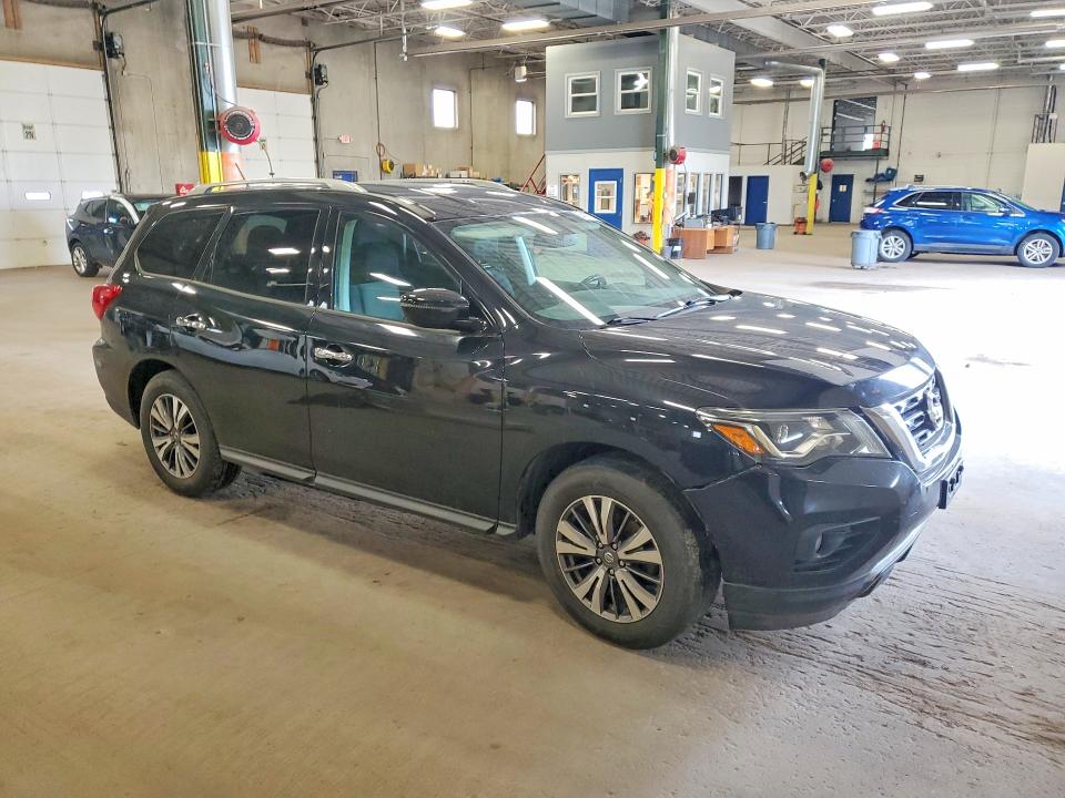 54187256 :رقم المزاد ، 5N1DR2MM6HC656340 vin ، 2017 Nissan Pathfinder مزاد بيع