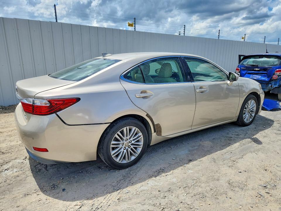 54120046 :رقم المزاد ، JTHBK1GG8F2175765 vin ، 2015 Lexus Es مزاد بيع
