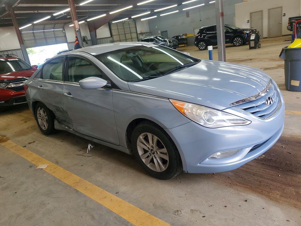 55351016 :رقم المزاد ، 5NPEB4ACXDH548726 vin ، 2013 Hyundai Sonata مزاد بيع