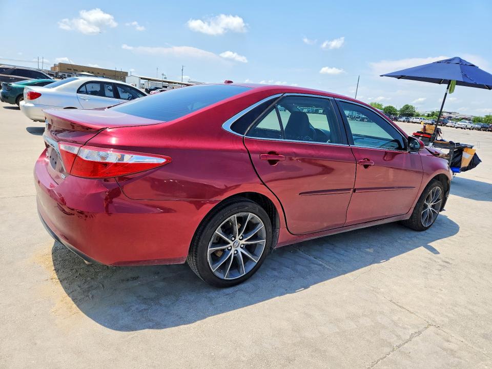 2015 Toyota Camry მანქანა იყიდება აუქციონზე, vin: 4T1BF1FK9FU921880, აუქციონის ნომერი: 54807996