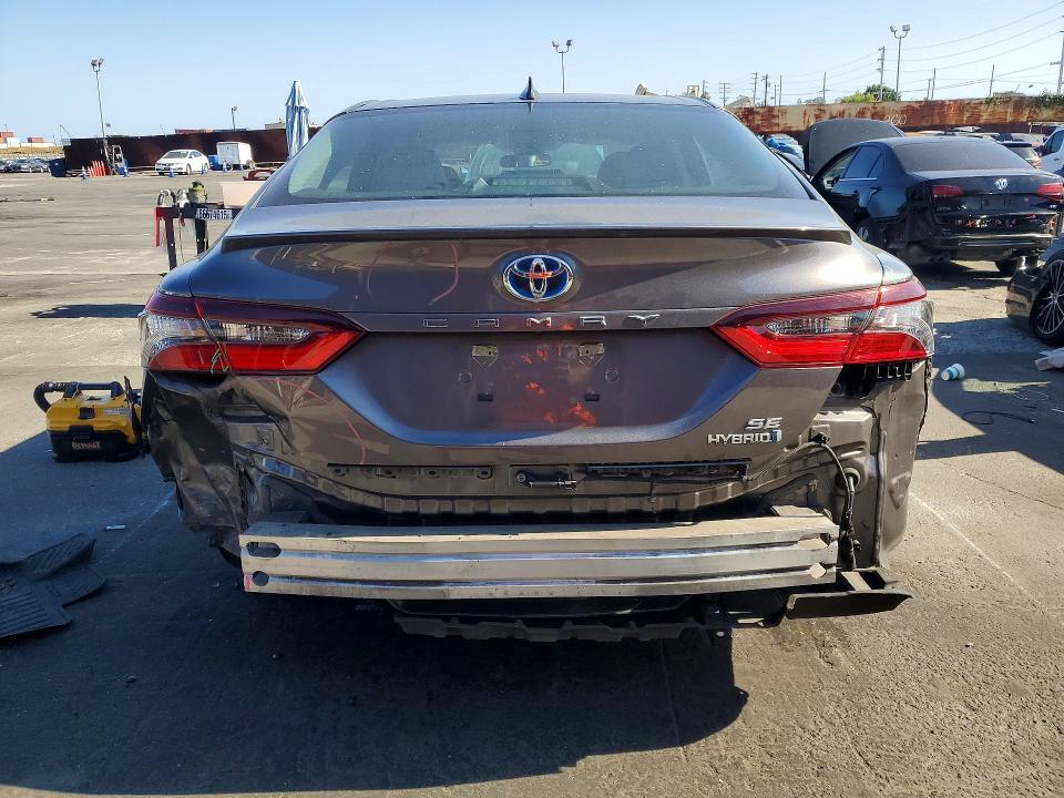 Продаж на аукціоні авто 2022 Toyota Camry Hybrid, vin: 4T1G31AKXNU594796, номер лоту: 53595056