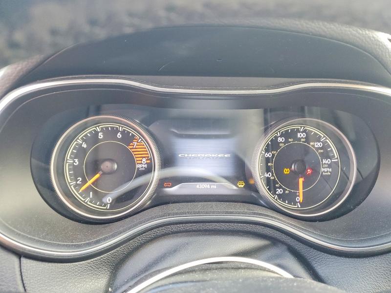 52307036 :رقم المزاد ، 1C4PJMDX9KD306619 vin ، 2019 Jeep Cherokee مزاد بيع