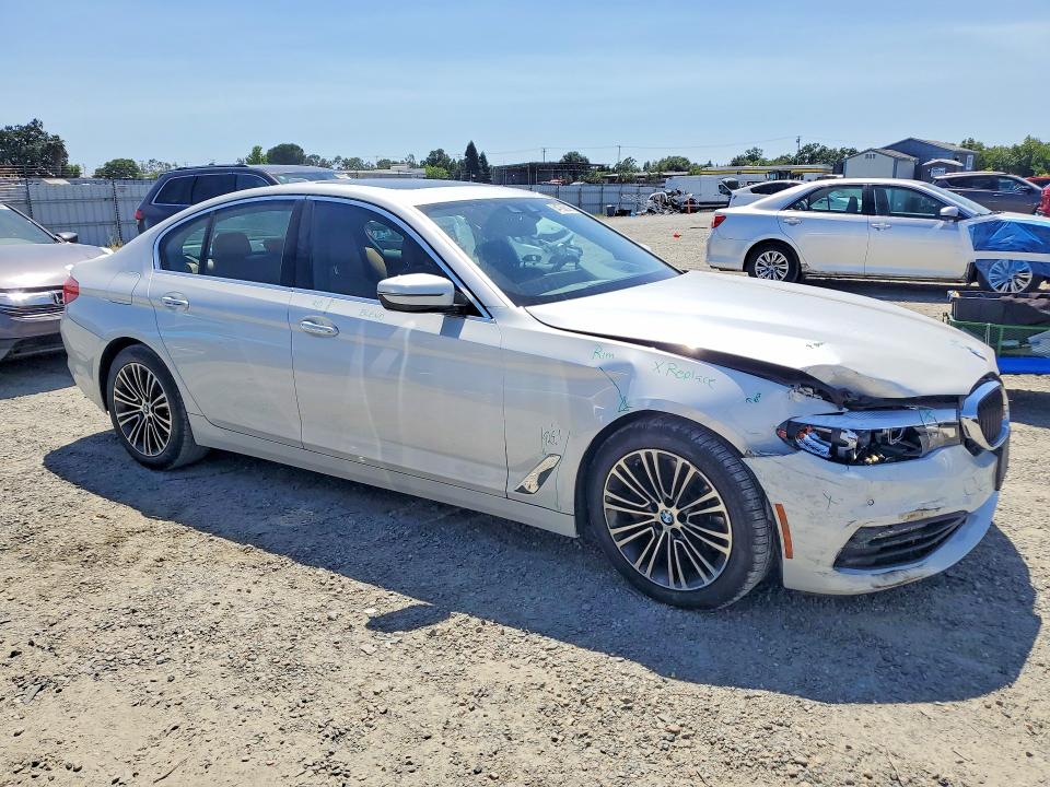 54786636 :رقم المزاد ، WBAJE5C51JG918050 vin ، 2018 Bmw 540 مزاد بيع