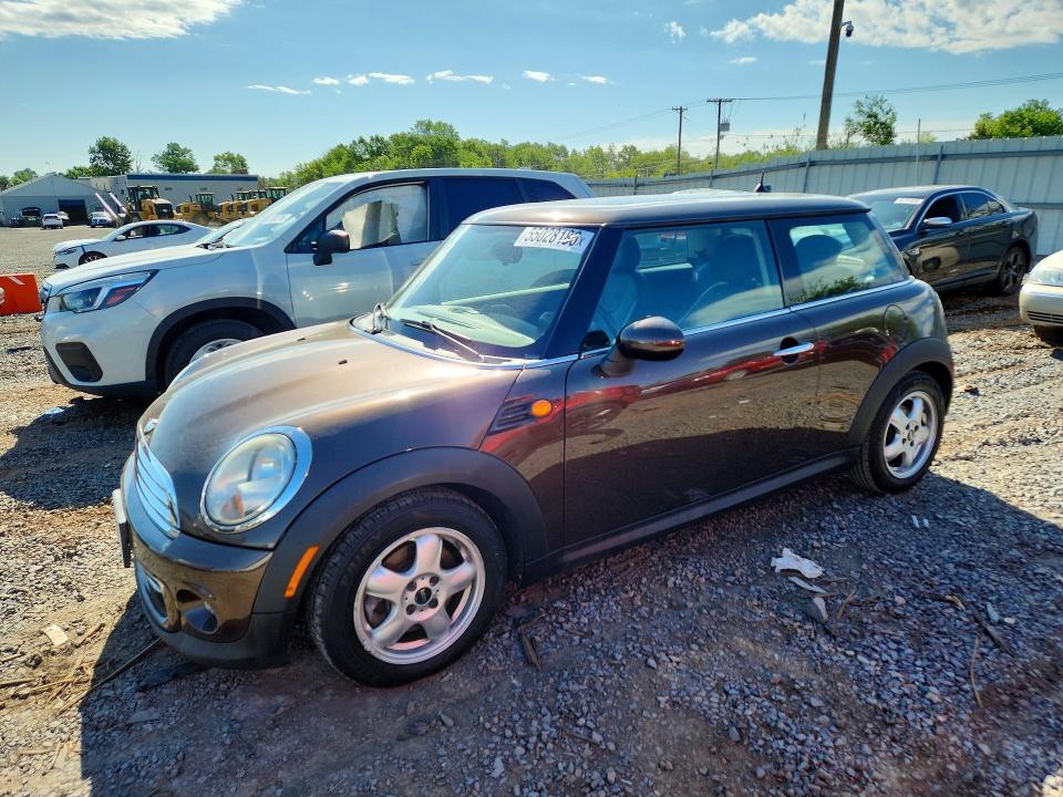 55028186 :رقم المزاد ، WMWSU3C50BT096751 vin ، 2011 Mini Cooper مزاد بيع