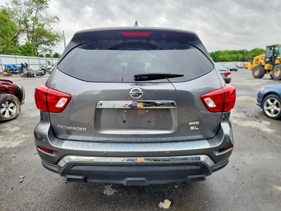 53088156 :رقم المزاد ، 5N1DR2CMXLC598047 vin ، 2020 Nissan Pathfinder مزاد بيع