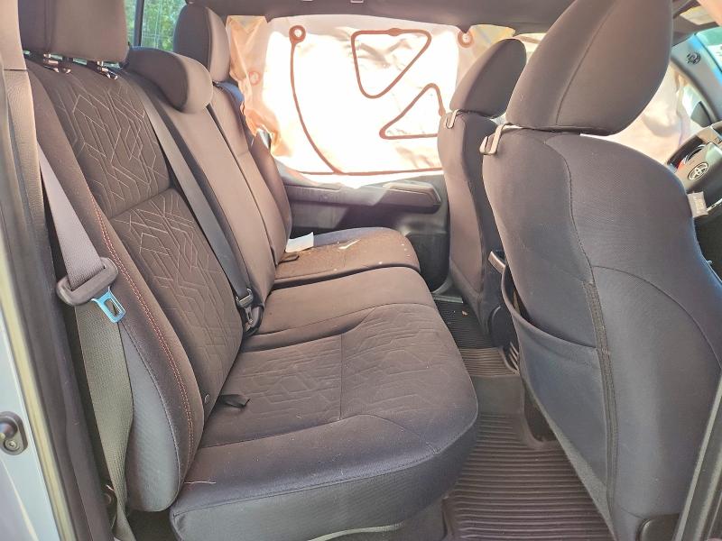 Продаж на аукціоні авто 2018 Toyota Tacoma, vin: 3TMCZ5AN3JM152606, номер лоту: 53526896