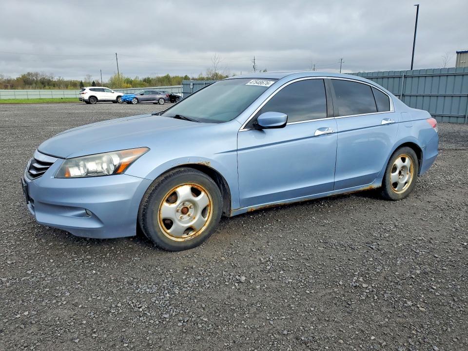 2011 Honda Accord მანქანა იყიდება აუქციონზე, vin: 1HGCP3F86BA800954, აუქციონის ნომერი: 47548676