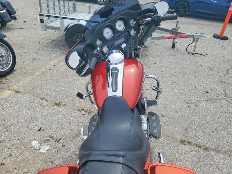 55516066 :رقم المزاد ، 1HD1KBM14BB677832 vin ، 2011 Harley Davidson Flhx مزاد بيع