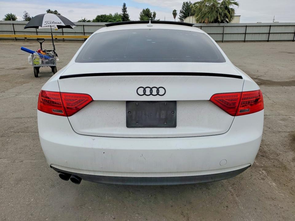 2014 Audi A5 მანქანა იყიდება აუქციონზე, vin: WAUCFAFR5EA021528, აუქციონის ნომერი: 52409866