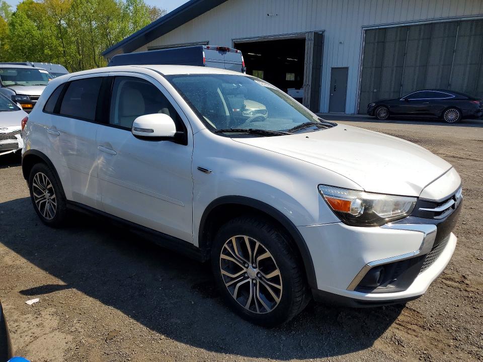 52151996 :رقم المزاد ، JA4AR3AU7JZ003353 vin ، 2018 Mitsubishi Outlander Sport مزاد بيع