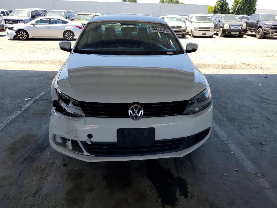54534376 :رقم المزاد ، 3VWDP7AJ5CM126382 vin ، 2012 Volkswagen Jetta مزاد بيع