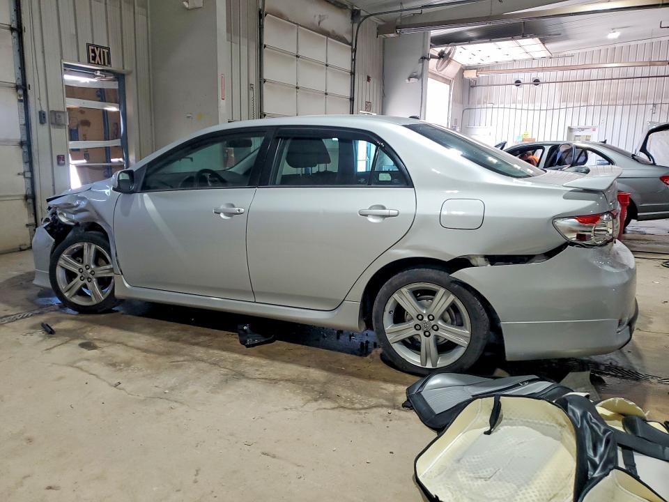 55324966 :رقم المزاد ، 2T1BU4EE7DC009525 vin ، 2013 Toyota Corolla مزاد بيع