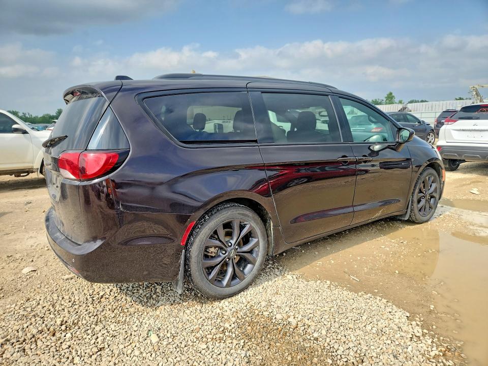 54370866 :رقم المزاد ، 2C4RC1FG0KR574566 vin ، 2019 Chrysler Pacifica مزاد بيع