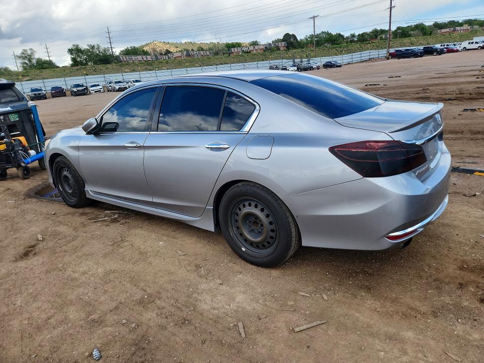 Продажа на аукционе авто 2017 Honda Accord, vin: 1HGCR2F52HA210964, номер лота: 53844616