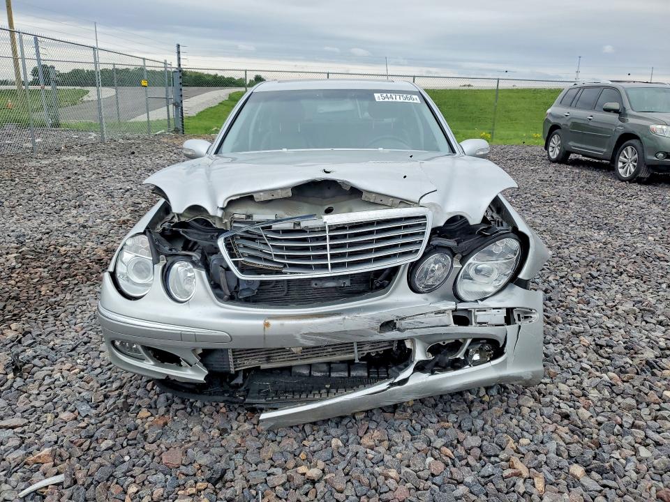 2005 Mercedes-benz E მანქანა იყიდება აუქციონზე, vin: WDBUF26JX5A608216, აუქციონის ნომერი: 54477566