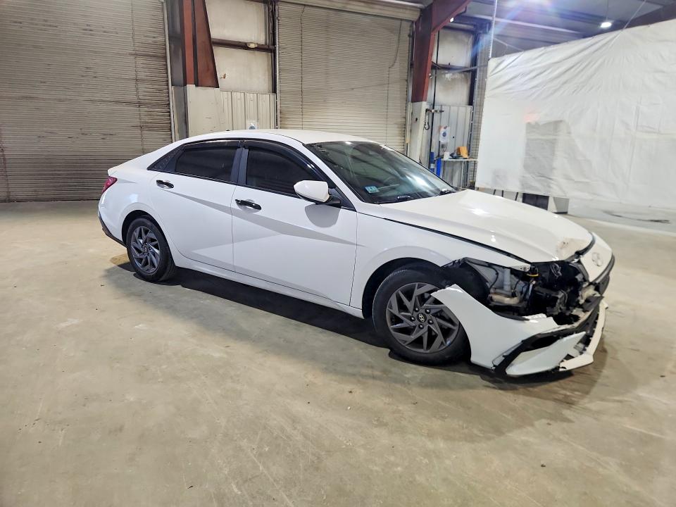 2024 Hyundai Elantra მანქანა იყიდება აუქციონზე, vin: KMHLM4DG5RU648712, აუქციონის ნომერი: 54352506