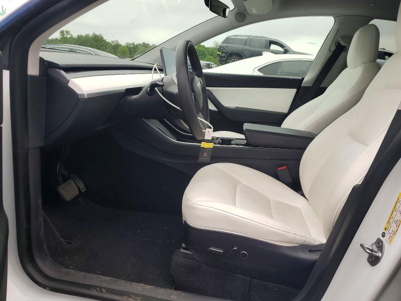 53542206 :رقم المزاد ، 5YJYGDEE4MF121051 vin ، 2021 Tesla Model Y مزاد بيع