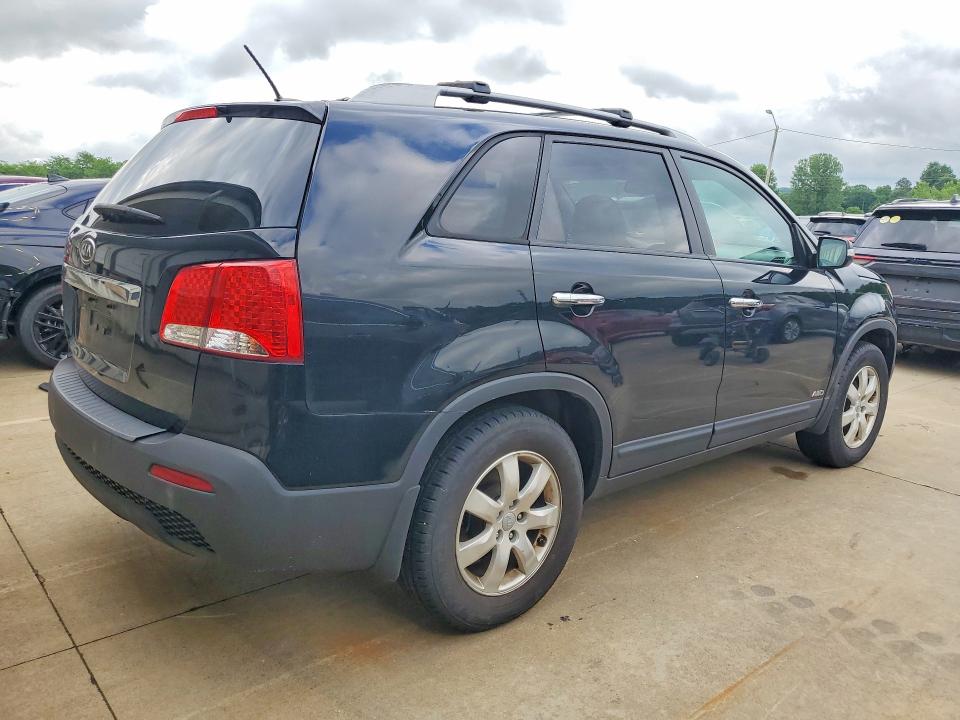55137976 :رقم المزاد ، 5XYKTDA23DG334739 vin ، 2013 Kia Sorento مزاد بيع