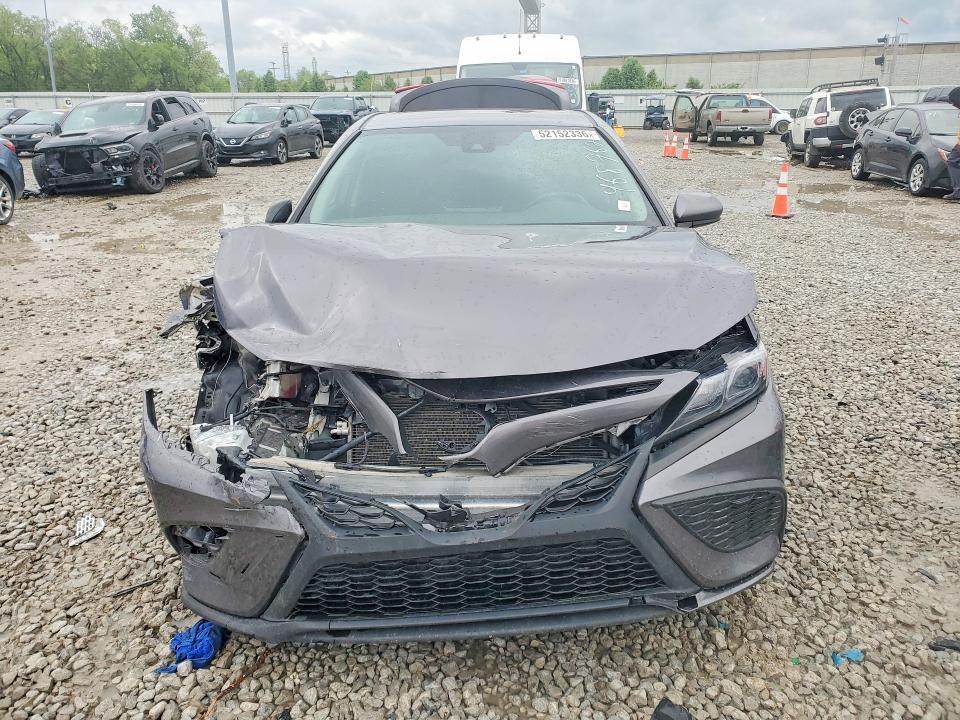 Продаж на аукціоні авто 2021 Toyota Camry, vin: 4T1G11AK4MU468762, номер лоту: 52152336