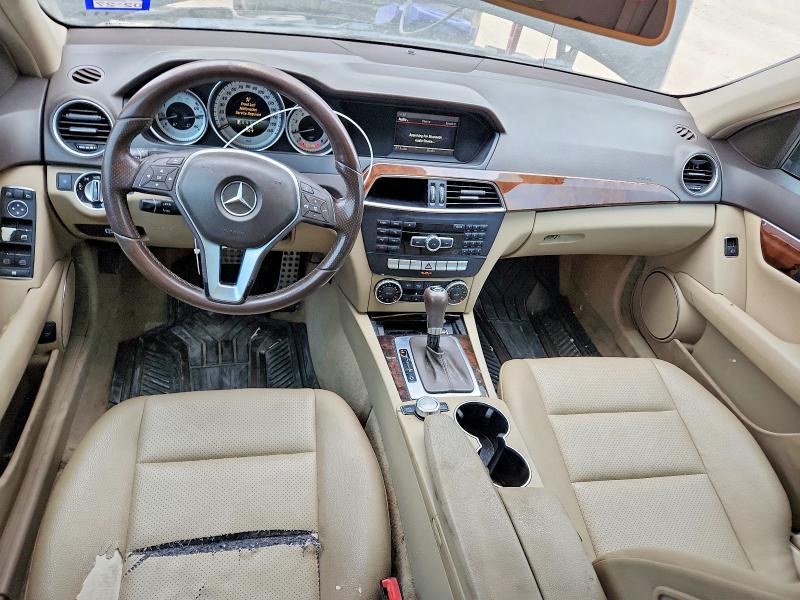 Продажа на аукционе авто 2014 Mercedes-benz C, vin: WDDGF4HB8EA937387, номер лота: 52780096