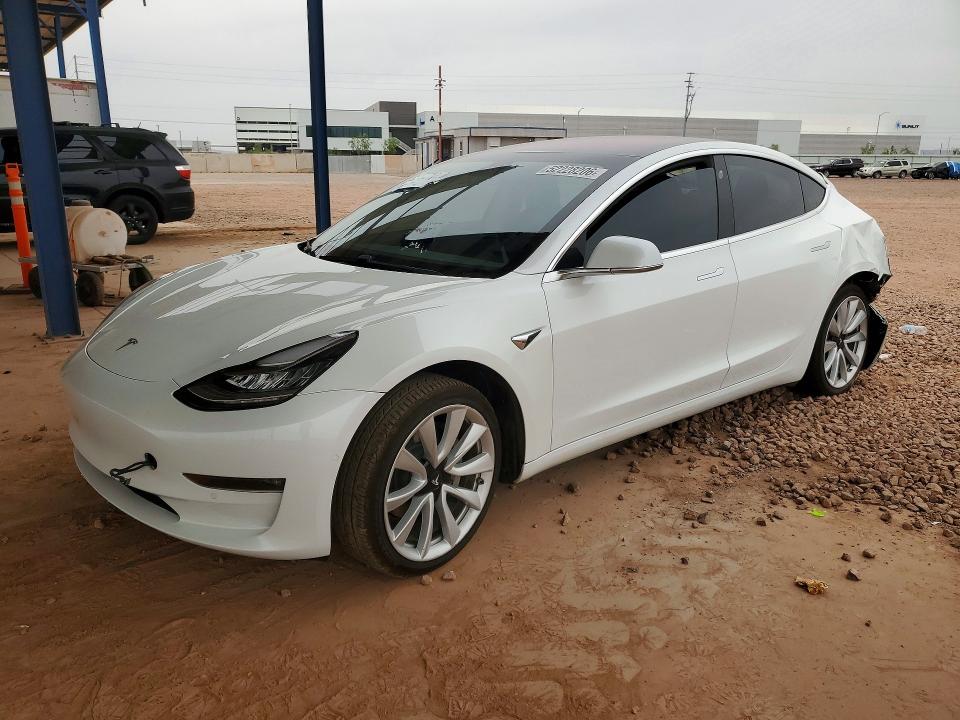52228206 :رقم المزاد ، 5YJ3E1EA7JF020478 vin ، 2018 Tesla Model 3 مزاد بيع