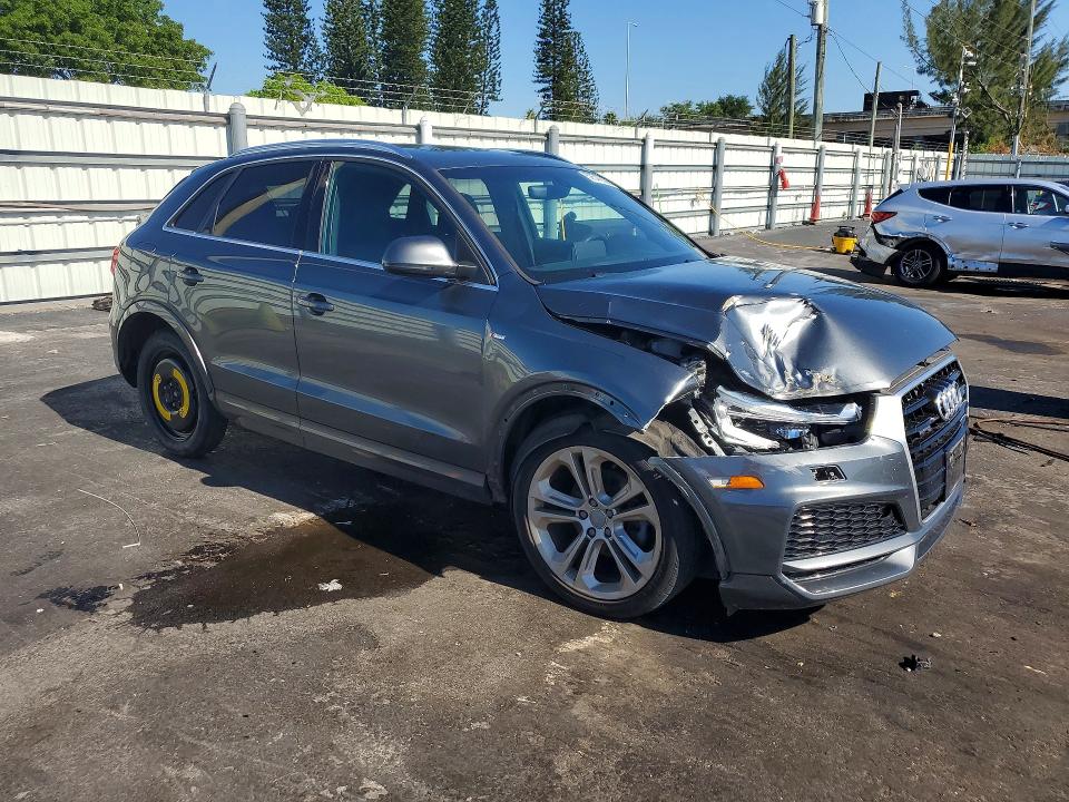 52542856 :رقم المزاد ، WA1JCCFS4JR023844 vin ، 2018 Audi Q3 مزاد بيع
