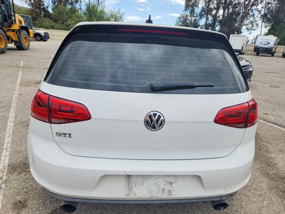 52702786 :رقم المزاد ، 3VWTT7AUXGM005838 vin ، 2016 Volkswagen Gti مزاد بيع