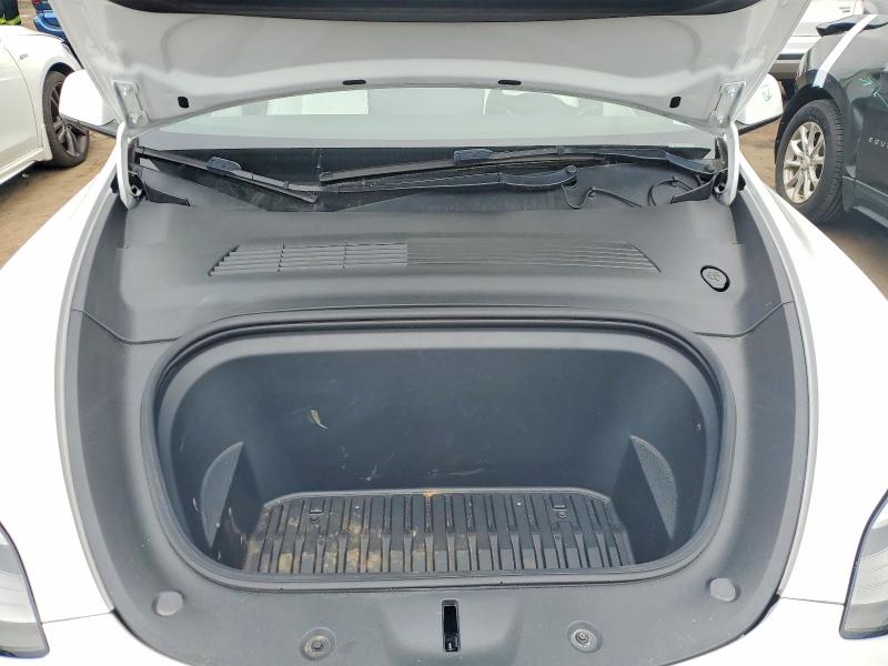 53542206 :رقم المزاد ، 5YJYGDEE4MF121051 vin ، 2021 Tesla Model Y مزاد بيع