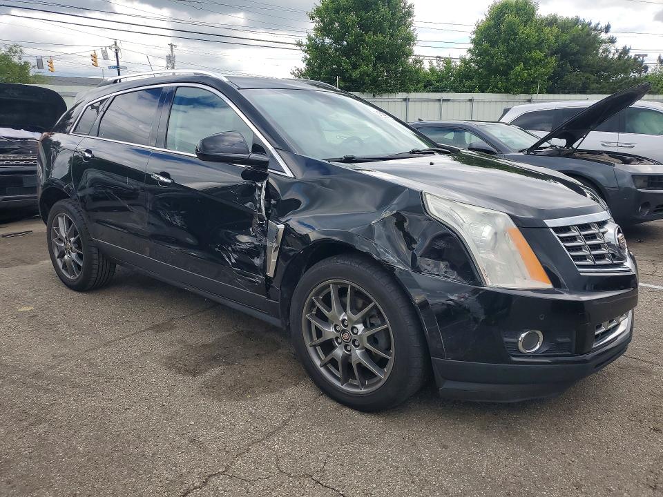 51876826 :رقم المزاد ، 3GYFNDE32GS565210 vin ، 2016 Cadillac Srx مزاد بيع