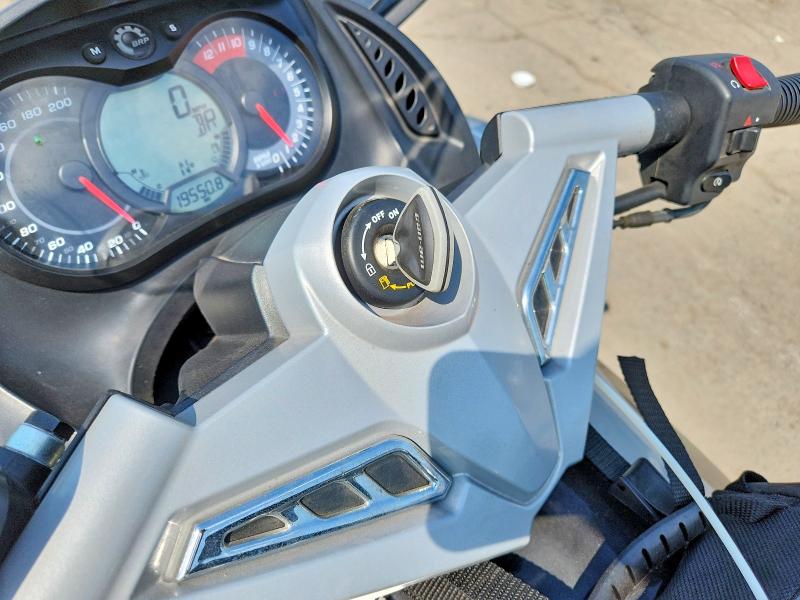 54050016 :رقم المزاد ، 2BXJAWA1X8V001838 vin ، 2008 Can-am Spyder Gs مزاد بيع