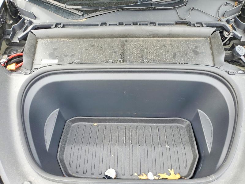 53851676 :رقم المزاد ، 7SAYGDEE8SF297696 vin ، 2025 Tesla Model Y مزاد بيع