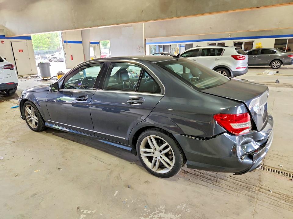 2014 Mercedes-benz C მანქანა იყიდება აუქციონზე, vin: WDDGF8AB2ER315208, აუქციონის ნომერი: 52306806