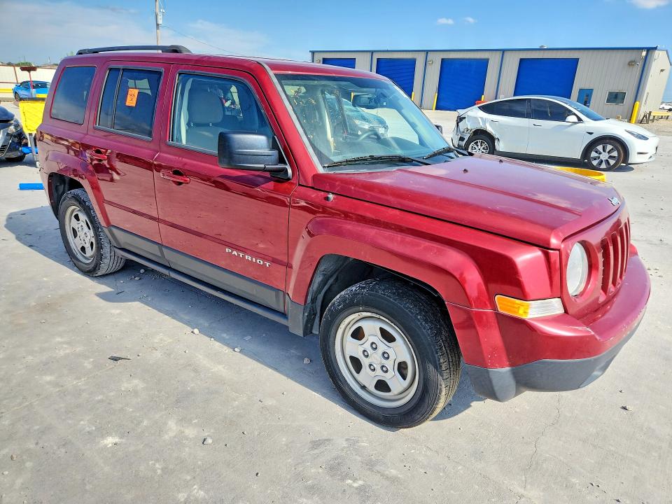 55624796 :رقم المزاد ، 1C4NJPBA1GD675232 vin ، 2016 Jeep Patriot مزاد بيع