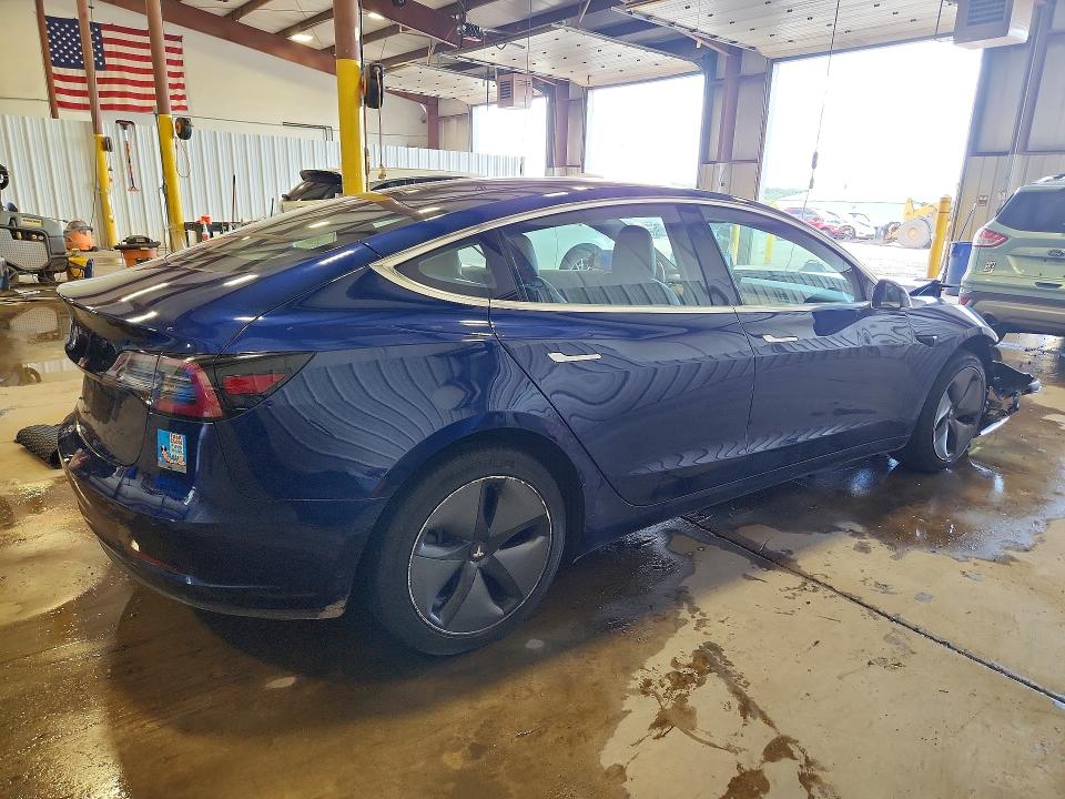 55155356 :رقم المزاد ، 5YJ3E1EA0JF124780 vin ، 2018 Tesla Model 3 مزاد بيع