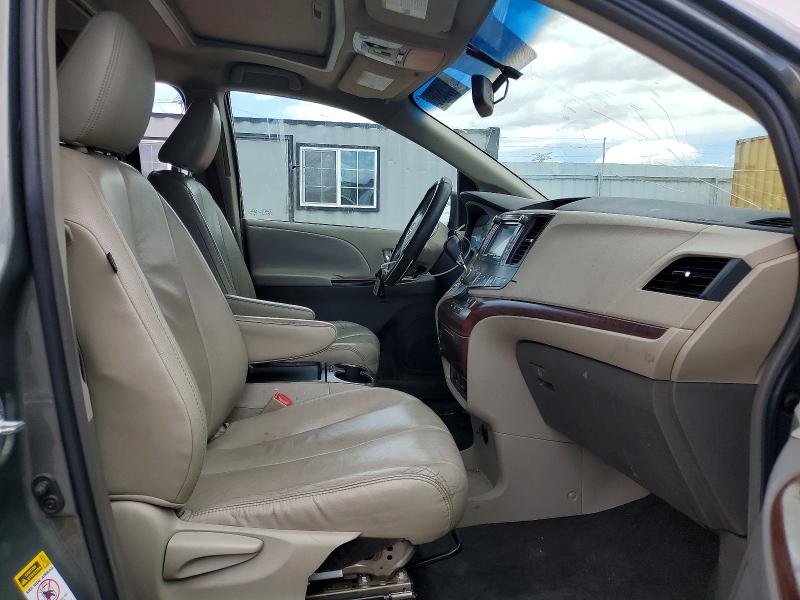 Продаж на аукціоні авто 2011 Toyota Sienna, vin: 5TDYK3DC9BS106885, номер лоту: 55135366