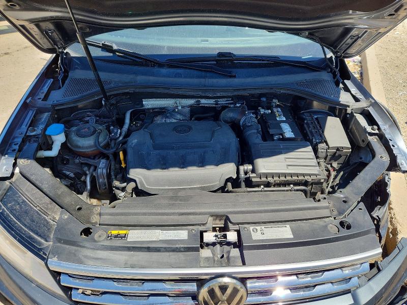53301096 :رقم المزاد ، 3VV2B7AXXKM010284 vin ، 2019 Volkswagen Tiguan مزاد بيع