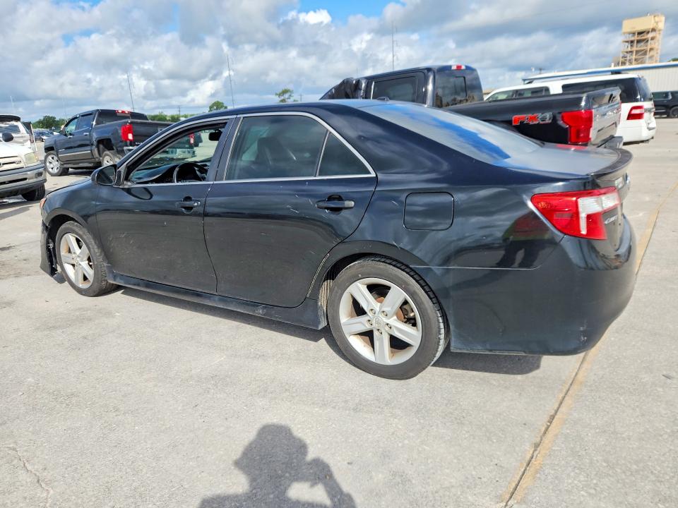 55237086 :رقم المزاد ، 4T1BF1FK5DU253587 vin ، 2013 Toyota Camry مزاد بيع