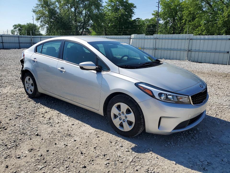 55576316 :رقم المزاد ، 3KPFL4A73JE184458 vin ، 2018 Kia Forte مزاد بيع