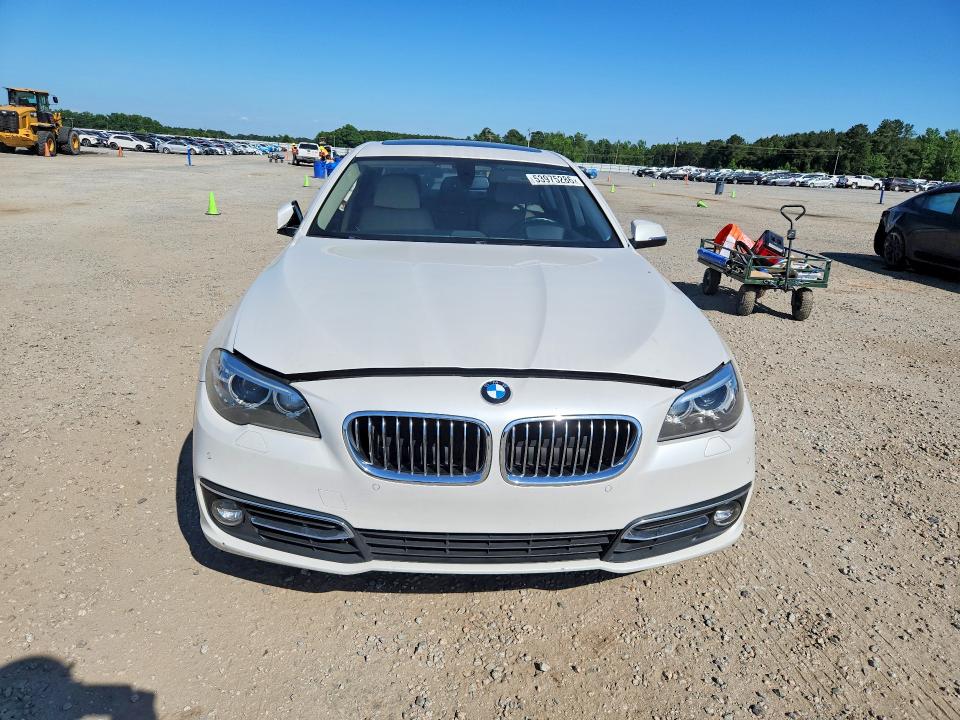 53975286 :رقم المزاد ، WBA5A5C51FD515000 vin ، 2015 Bmw 528 مزاد بيع