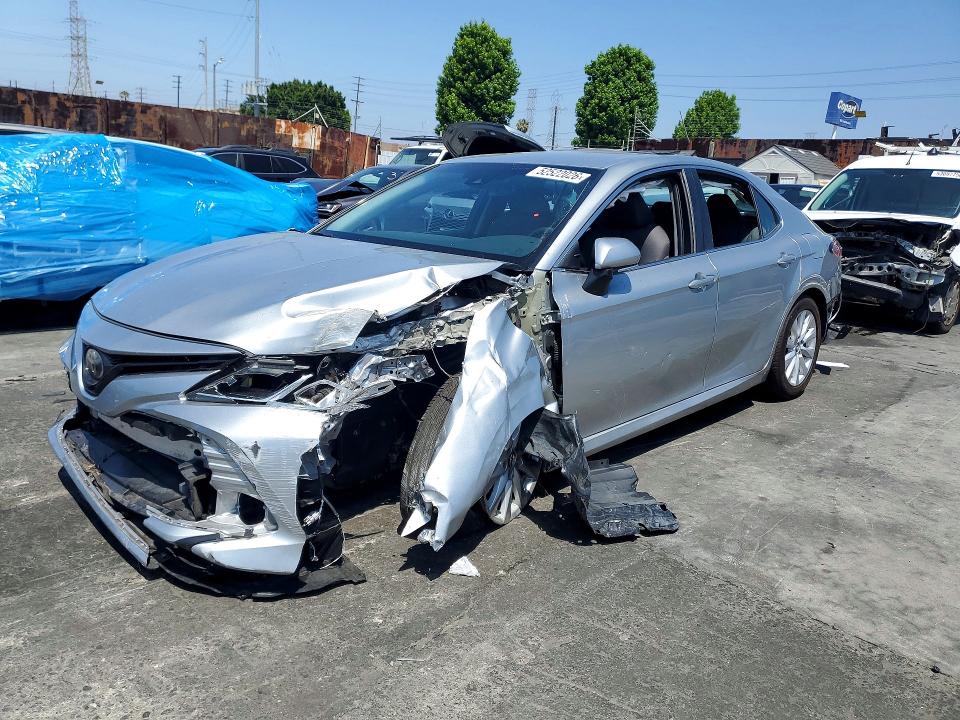 Продажа на аукционе авто 2018 Toyota Camry, vin: 4T1B11HK4JU635567, номер лота: 52522026
