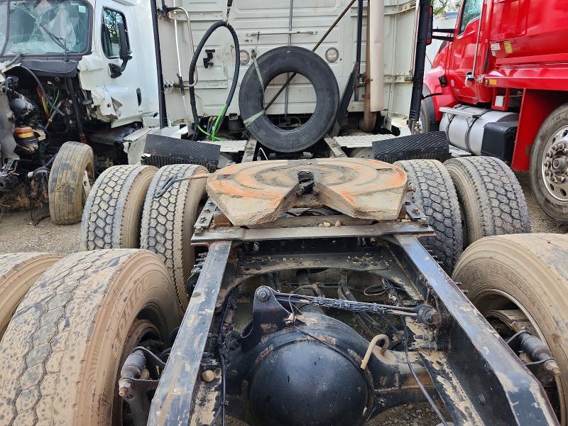 2018 Volvo Vn მანქანა იყიდება აუქციონზე, vin: 4V4NC9EJ0JN895937, აუქციონის ნომერი: 53924576