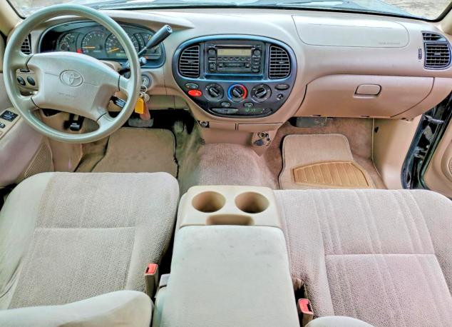 52011556 :رقم المزاد ، 5TBBT4418YS109754 vin ، 2000 Toyota Tundra مزاد بيع