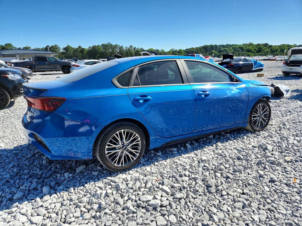 53448896 :رقم المزاد ، 3KPF54AD5NE472651 vin ، 2022 Kia Forte مزاد بيع