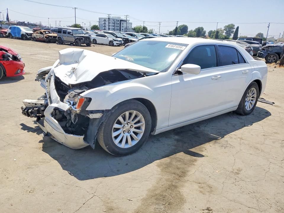 41631056 :رقم المزاد ، 2C3CCAAG9DH627226 vin ، 2013 Chrysler 300 مزاد بيع