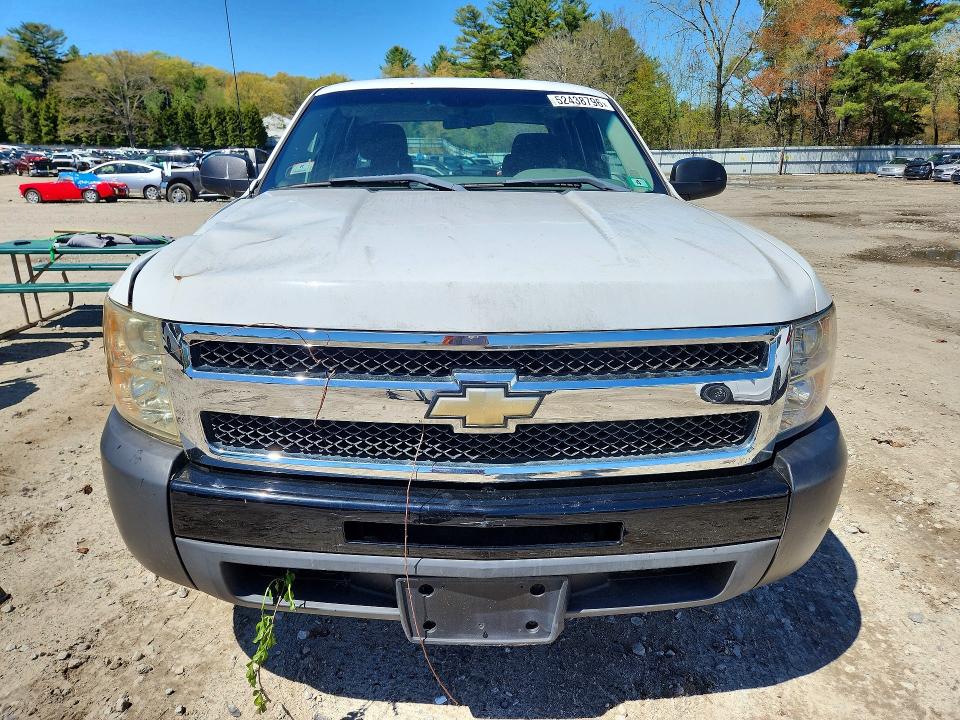 52438796 :رقم المزاد ، 1GCSCPEX2AZ192338 vin ، 2010 Chev Silverado 1500 مزاد بيع