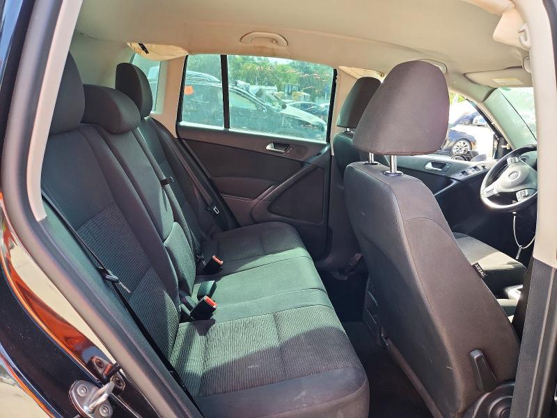 Продаж на аукціоні авто 2018 Volkswagen Tiguan Limited, vin: WVGAV7AX4JK006072, номер лоту: 52481926