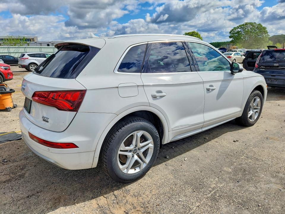 2018 Audi Q5 მანქანა იყიდება აუქციონზე, vin: WA1BNAFY1J2166699, აუქციონის ნომერი: 54100846